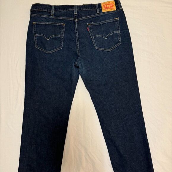 Levi’s Men’s 541 Athletic Fit Dark Wash Tapered Jeans - Size 42x32 - Picture 5 of 8